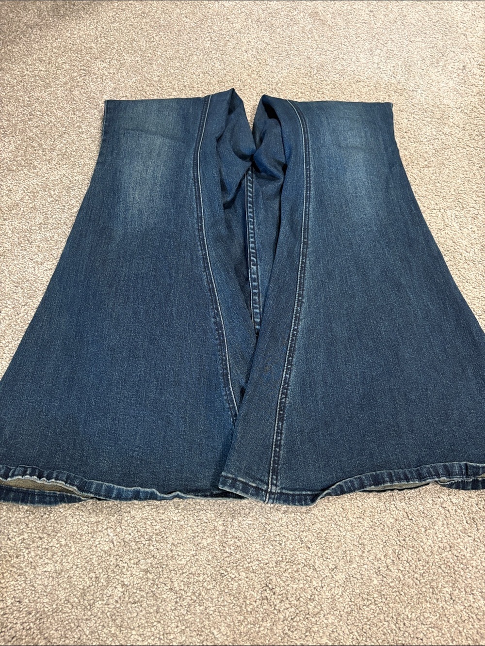 Rock And Roll Bargain Button Bell Jeans - Picture 5 of 9